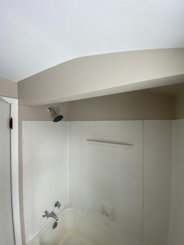 Building Photo - 903 Manomin Ave