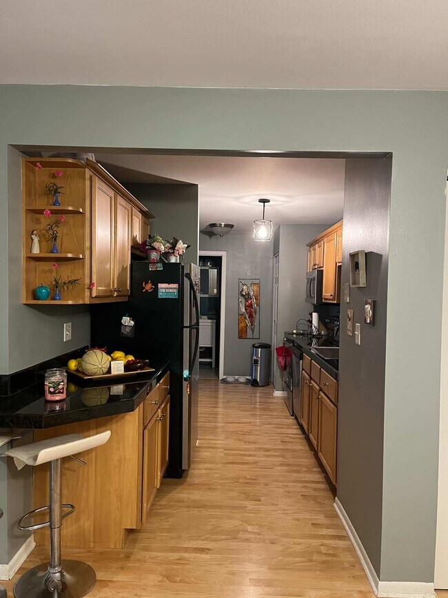 Building Photo - 3637 N 20th Pl