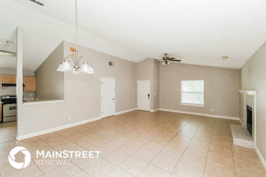 Building Photo - 11464 Mandarin Glen Cir E