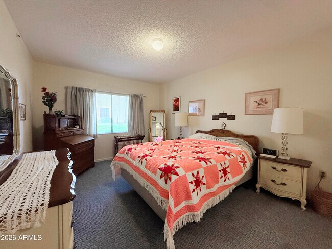 Building Photo - 10330 W Thunderbird Blvd