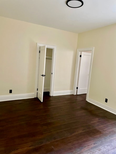 Building Photo - 500 8th St