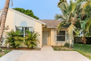 Building Photo - 265 Palmetto Ct