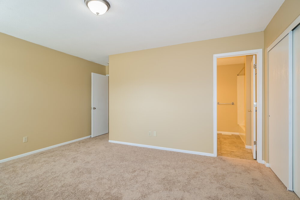 Building Photo - 2819 Chapel View Dr