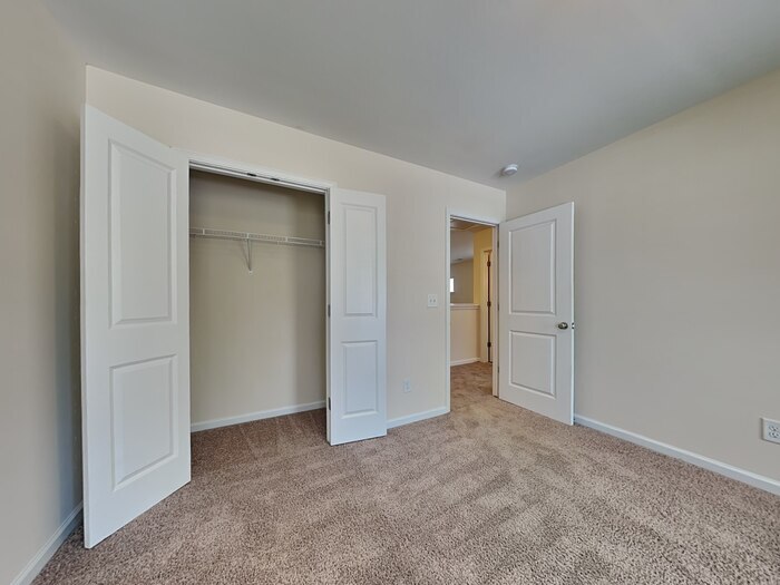 Building Photo - 394 Eagle Feather Loop