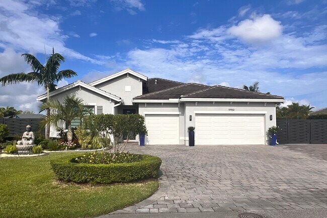 Building Photo - 19950 SW 132nd Ct