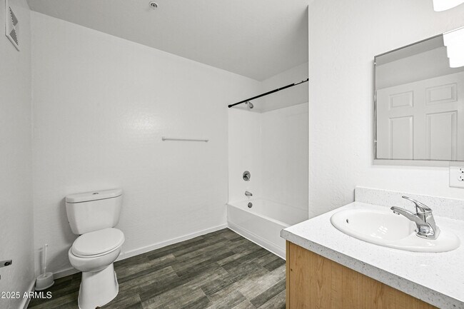 Building Photo - 3065 N 67th Ave