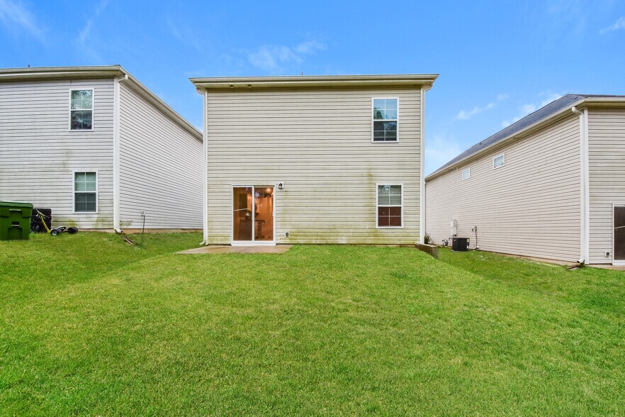 Building Photo - 219 Merry Oak Ln
