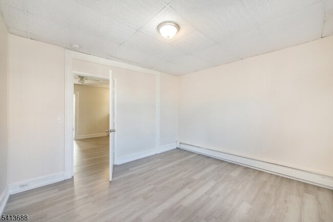 Building Photo - 226 Franklin Ave