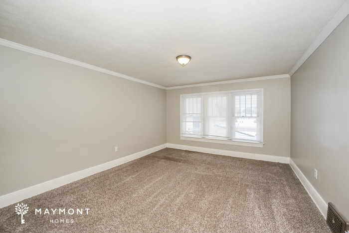 Building Photo - 231 31st St NW