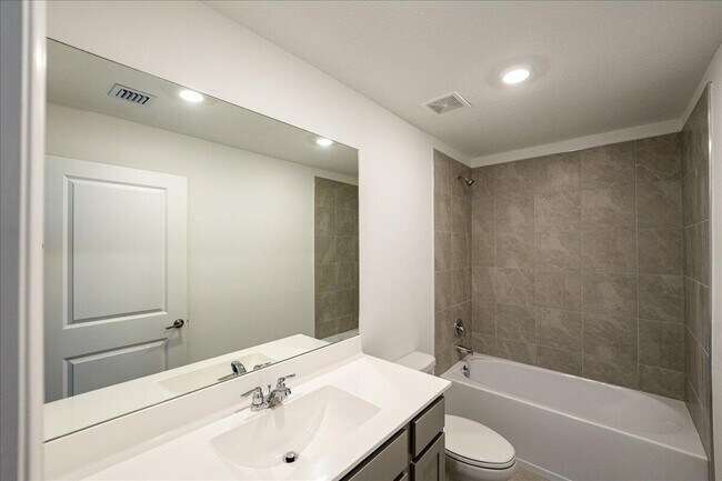 Building Photo - 6362 Windwood Wy