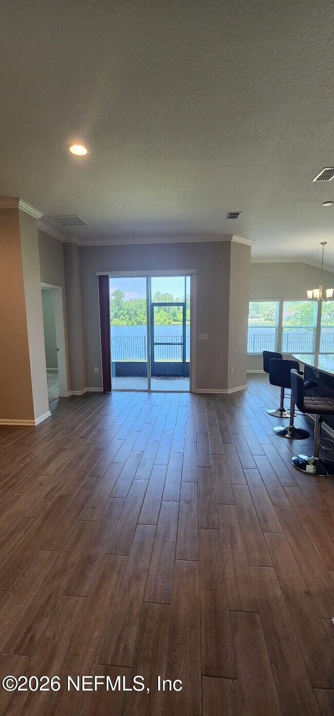 Building Photo - 226 Lost Lake Dr