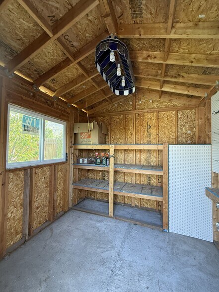 Building Photo - 290 N 600 E