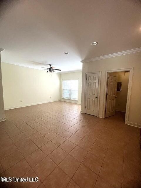 Building Photo - 910 Jefferson Dr