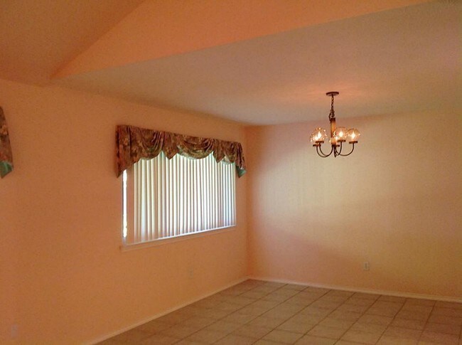 Building Photo - 3702 Kingston Vale Dr