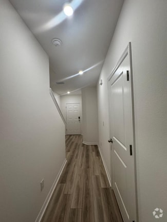 Building Photo - 32050 Eastern Redbud Br