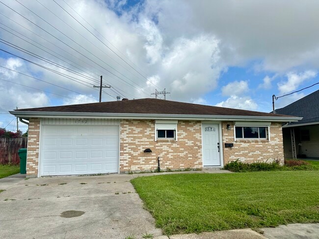 Building Photo - 1752 Diane Dr