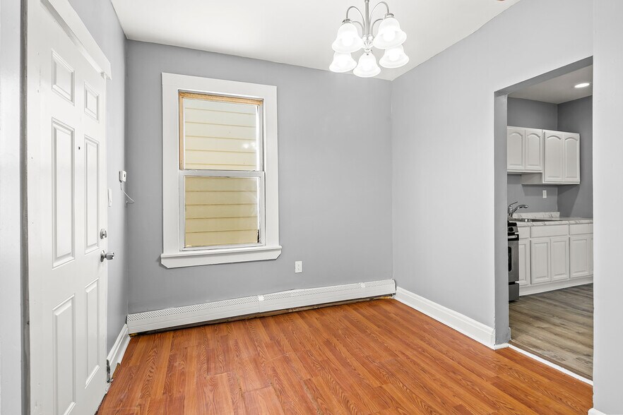 Building Photo - 61 Brenner St