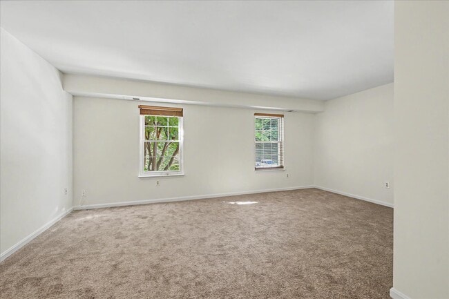 Building Photo - 1410 Greendale Ct