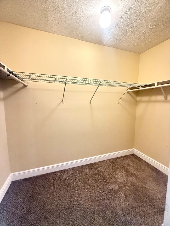 Building Photo - 2625 NW 60th Way