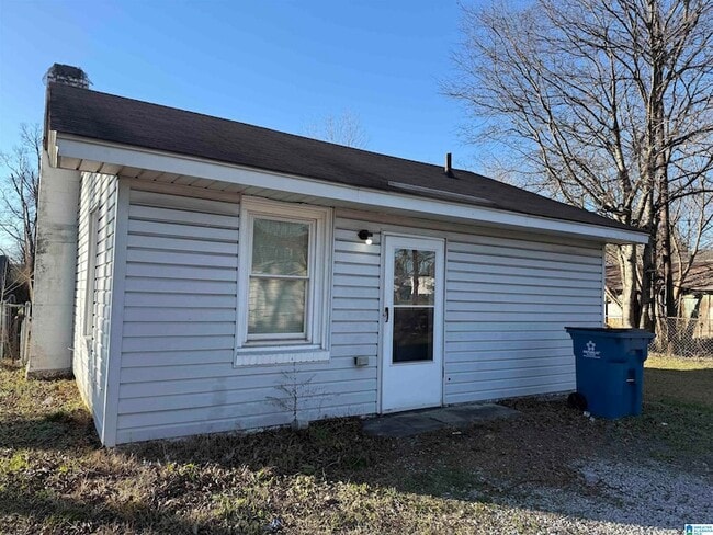 Building Photo - 1223 Hanover St