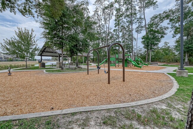 Building Photo - 32013 Towering Birch Trl