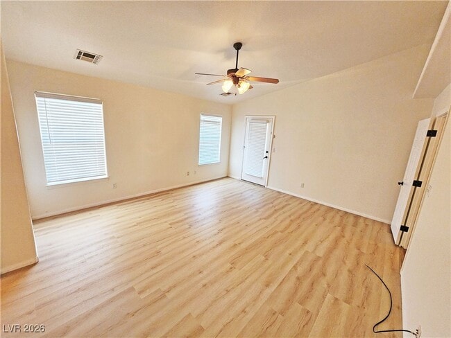 Building Photo - 3120 E Easy St