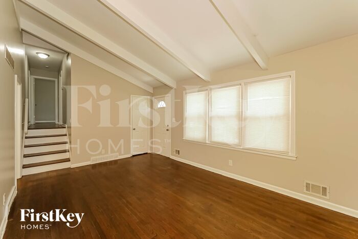 Building Photo - 4411 NE 49th Terrace