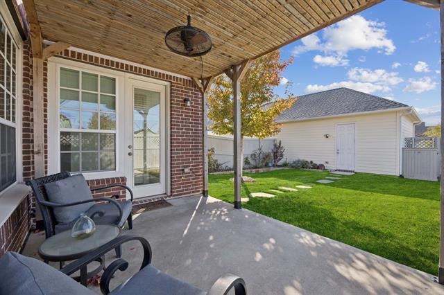 Building Photo - 1000 Redbrick Ln