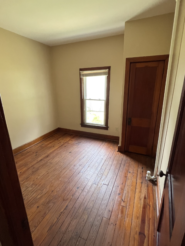 Building Photo - 401 3rd St