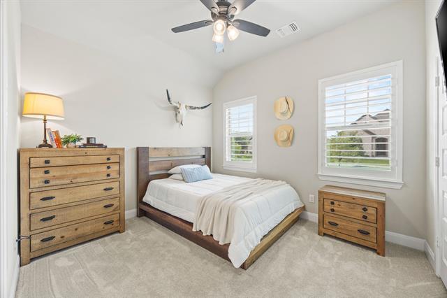 Building Photo - 2102 Clearwater Way