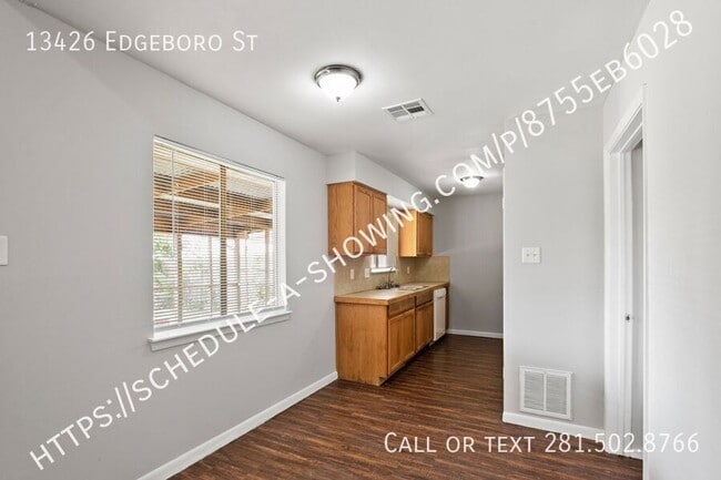 Building Photo - 13426 Edgeboro St