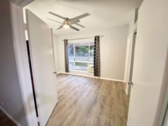 Building Photo - Ewa Beach-Palm Court: 2 Bdrm 2 Bath Townho...