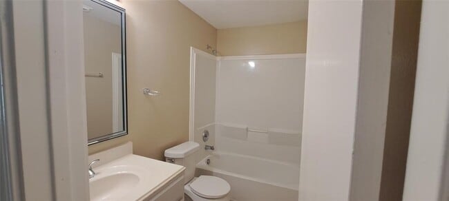 Building Photo - 13131 Rosemont Park Ln
