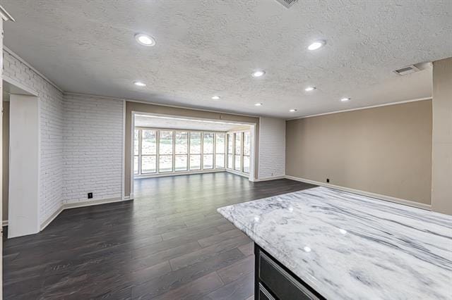 Building Photo - 1034 Tipperary Dr