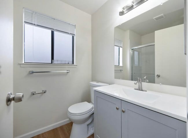 Building Photo - 6340 Sorrell Ct