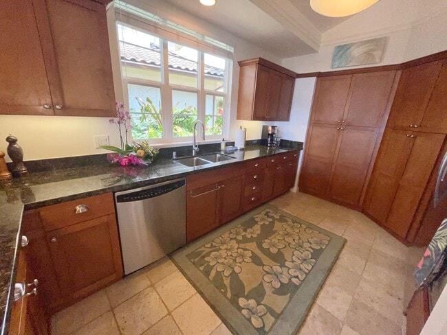 Building Photo - KAI MALU IN WAILEA, LUXURY 3bed/2.5bath Townhome with Wonderful Ocean Views, exquisitely Furnishe...