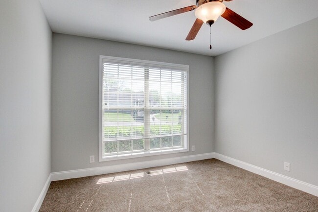 Building Photo - Bonus room is HUGE.  WOW