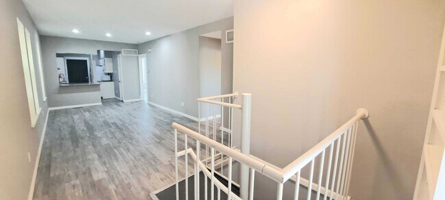 Building Photo - 5837 Nina Pl