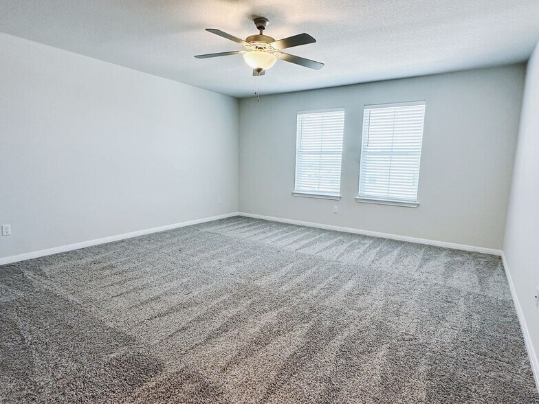 Building Photo - 330 Delaware Mountains Ter