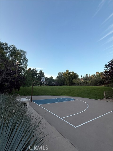 Building Photo - 2771 Dunstan Dr