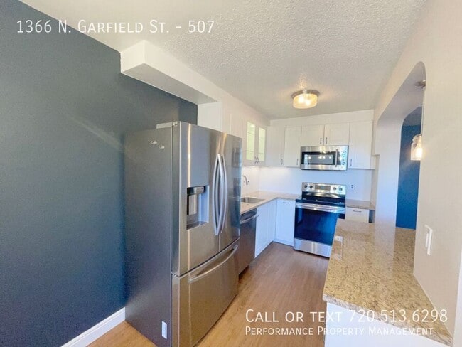 Building Photo - 1366 Garfield St