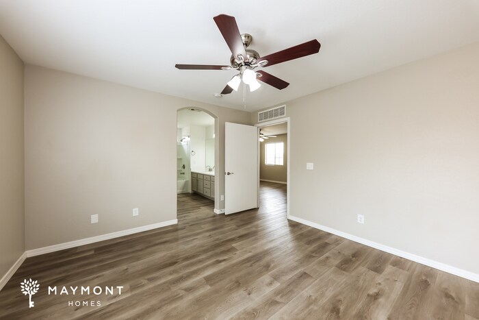 Building Photo - 11376 W Yavapai St