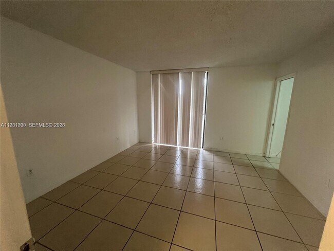 Building Photo - 8500 SW 133rd Avenue Rd