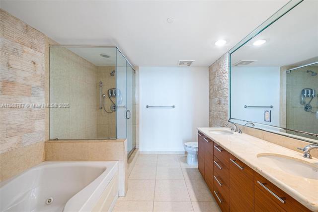 Building Photo - 50 Biscayne Blvd