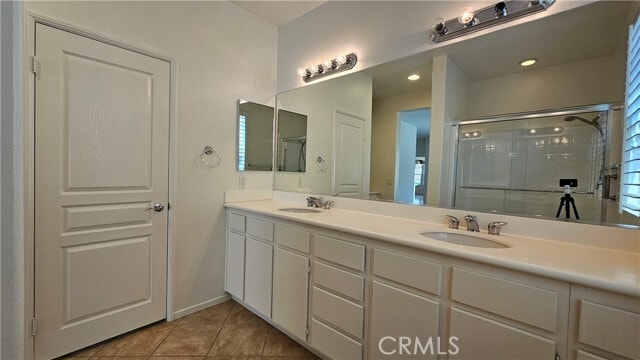 Building Photo - 8233 Doral Ln