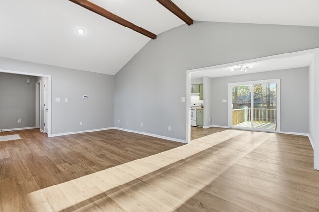 Building Photo - 101 Gatewood Dr