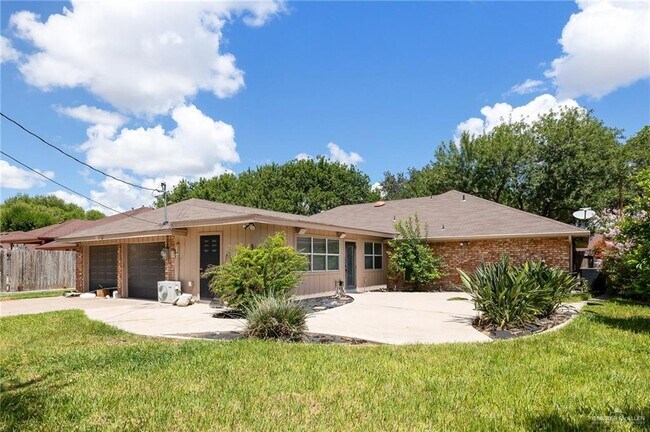 Building Photo - 17 West St