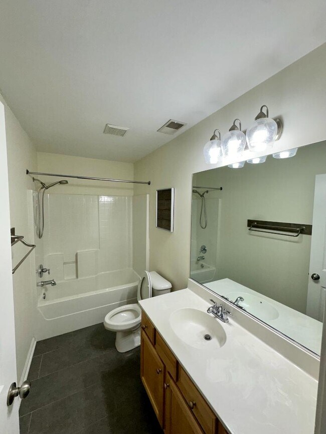 Building Photo - 45 Yonges Island Dr