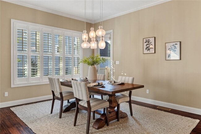 Building Photo - 261 1st St