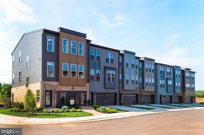 Building Photo - 10613 Speiden Trail